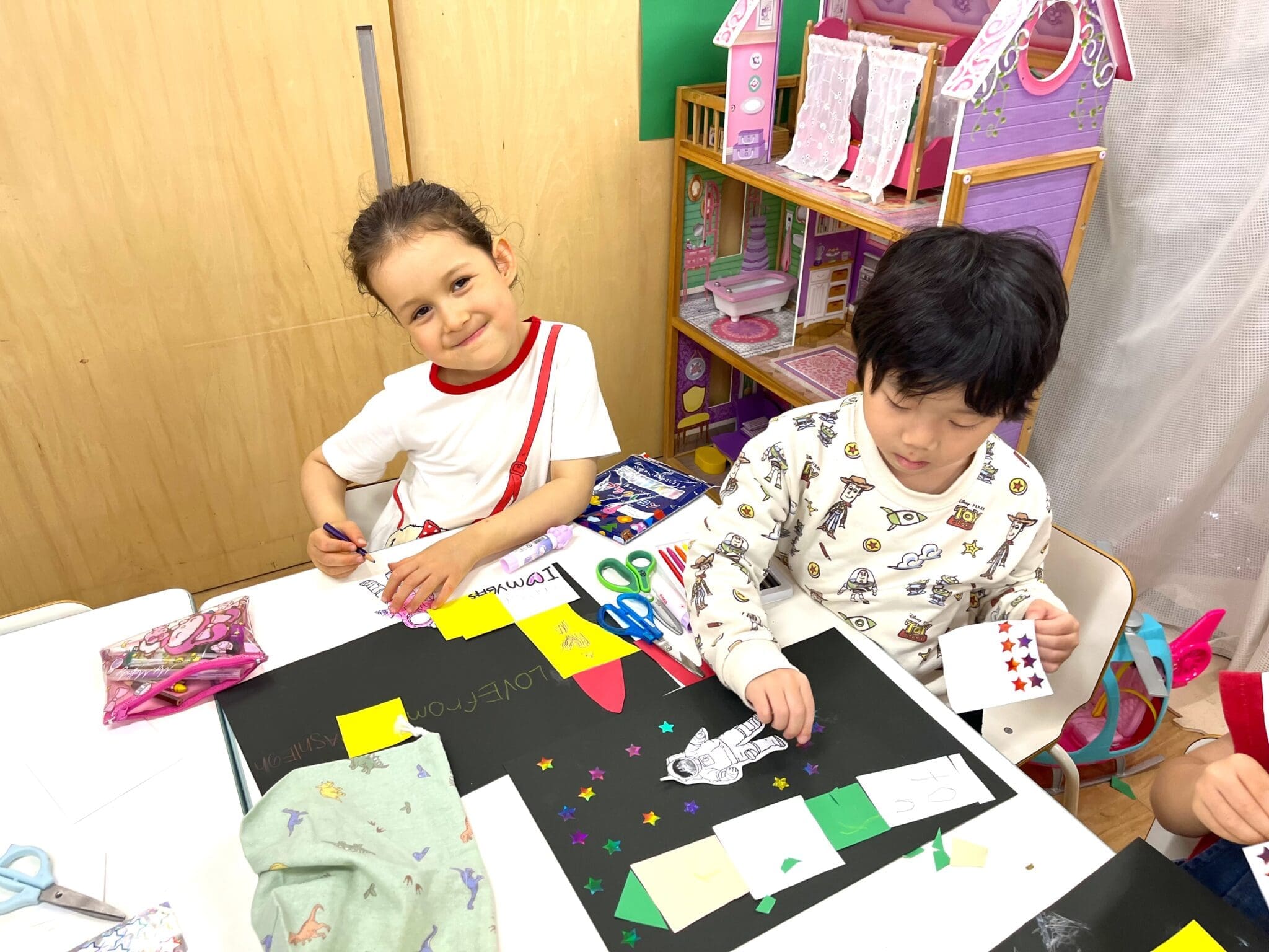 kids-craft-activity-saturday-school