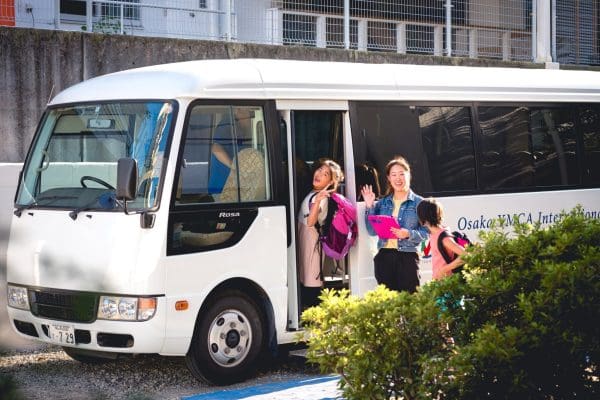 oyis-saturday-school-kids-schoolbus-bus