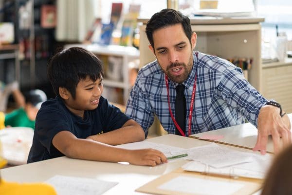 oyis-saturday-school-osaka-english-teacher-Eiken-student